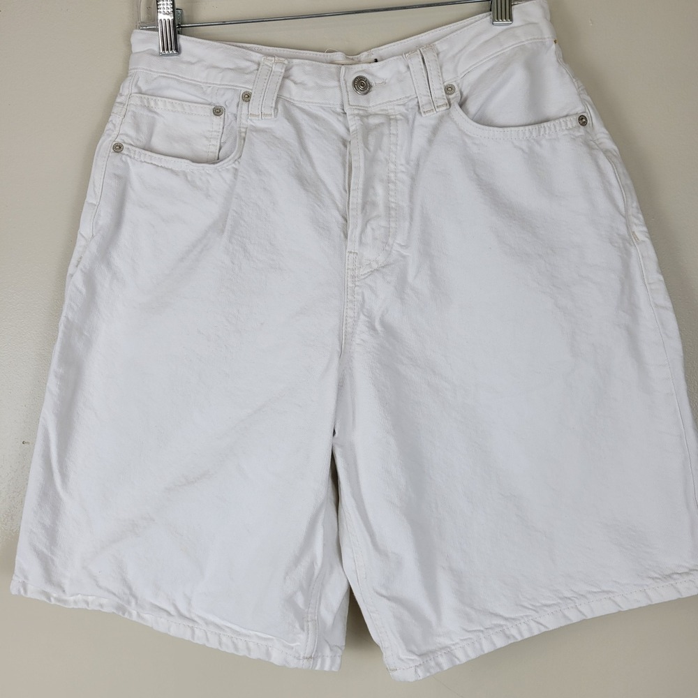 We The Free Free People White Denim High Rise Bermuda Shorts Button Fly Size 29